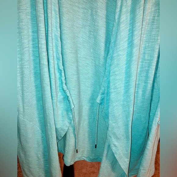 Women's T By Talbots Light Blue Roll Tab Sleeve Lightweight Cardigan, Small S - Picture 9 of 10